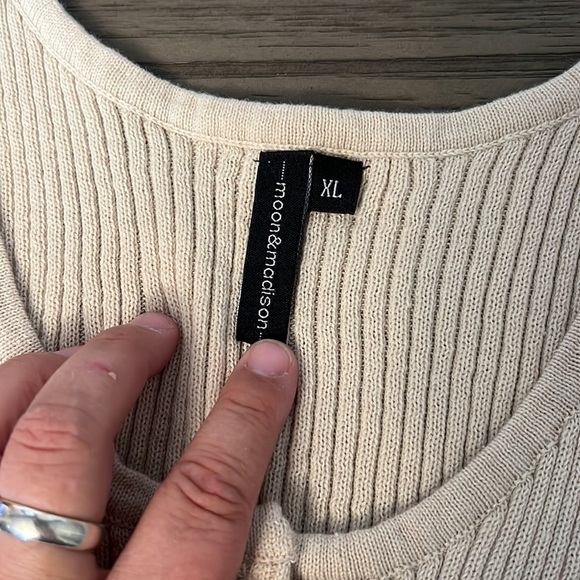 MOON & MADISON CREAM RIBBED TANK XL - Picture 4 of 11